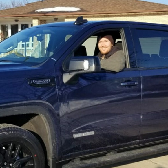 Meet your Posher, Nick - Picture 1 of 1